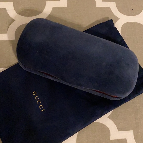 GUCCI - Picture 2 of 2